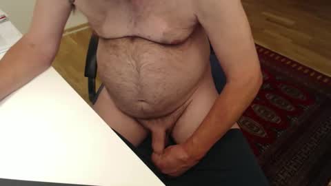 Nakedwanker10 online show from May 17, 3:38 am