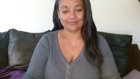 Snapshot of nala_thickk chatting on October 21, 6:11 pm Nala Thickk online show from October 21, 6:11 pm