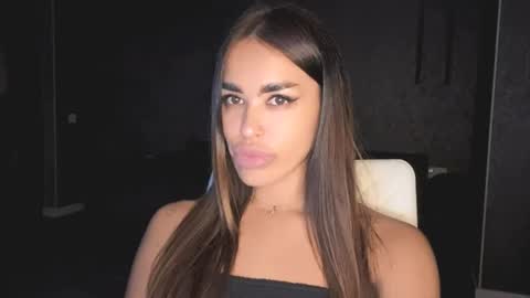 Lady online show from August 4, 3:41 pm