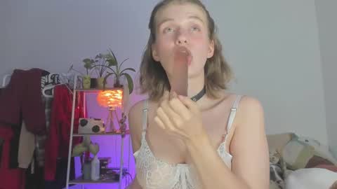 Agnes online show from October 3, 7:22 pm