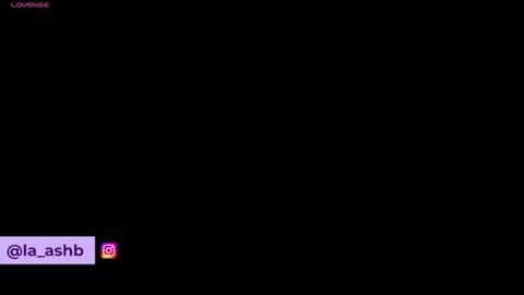 NamiThompson online show from August 1, 11:39 pm