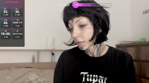 Nana online show from December 10, 2:50 pm