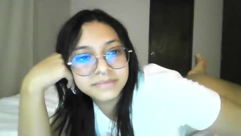 Nana  online show from September 26, 3:47 am