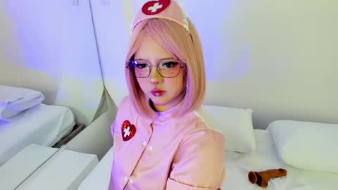 NanaOsaky online show from March 10, 12:28 pm