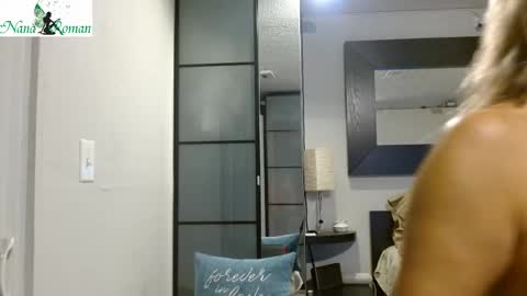 Nana Roman online show from April 17, 3:20 am