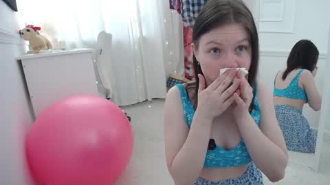 Nancy online show from April 8, 11:24 am