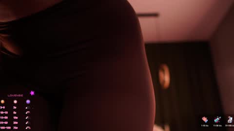 Mary online show from April 20, 6:11 pm