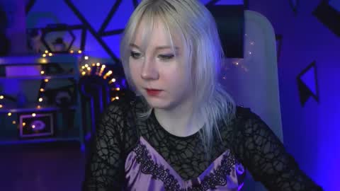 nancymartinez online show from March 5, 5:18 am