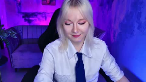 nancymartinez online show from February 28, 1:14 pm