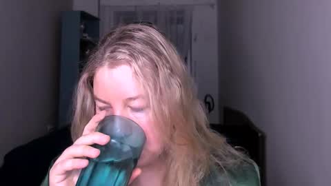 Nancy online show from March 6, 4:28 pm