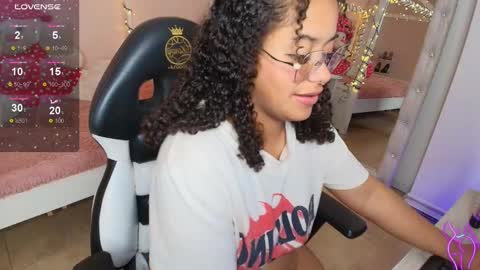 nani_gutierrez_ online show from February 21, 4:51 am