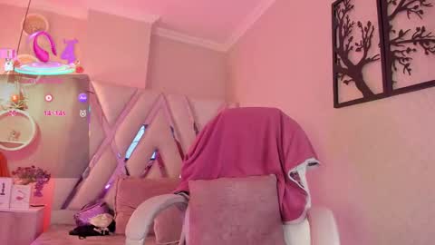 anna online show from March 26, 9:09 pm