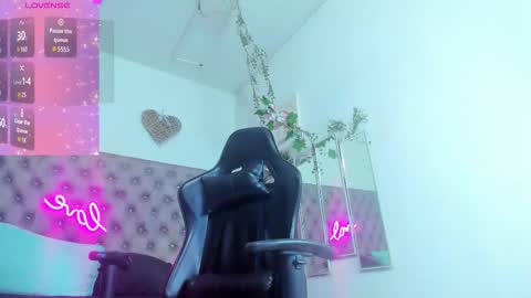 Naomi online show from November 24, 11:09 am