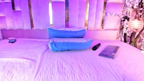     online show from February 20, 6:26 am