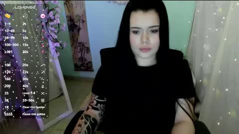 Naomi online show from April 4, 6:31 am