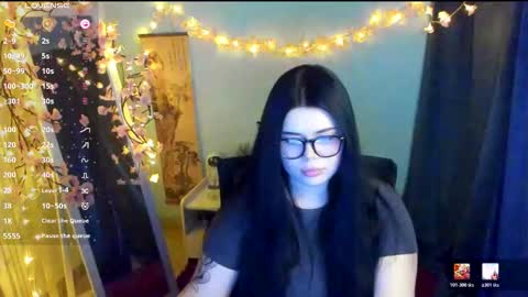 Naomi online show from February 25, 1:58 pm