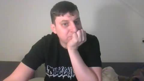 napalacz1920 online show from March 29, 12:45 am