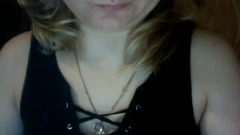 NarcisJill online show from December 20, 6:08 am