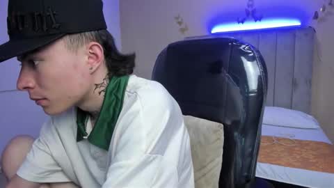 Nascary Fox online show from February 6, 8:55 pm