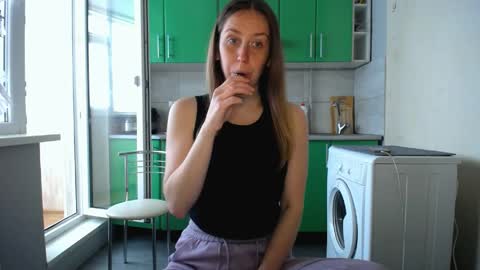 nastasiiaaforyou online show from April 8, 6:38 am