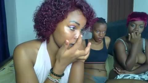 nasty_divah online show from April 17, 11:50 pm