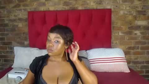 Snapshot of nastycockaddictxxx chatting on October 28, 10:00 pm Kim online show from October 28, 10:00 pm