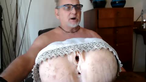Daddy online show from January 25, 9:46 pm