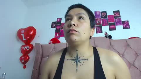 nat_evans8 online show from May 7, 2:07 am