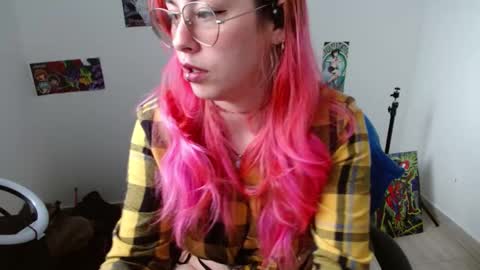 Snapshot of nat_lau chatting on September 26, 9:56 pm Nat online show from September 26, 9:56 pm