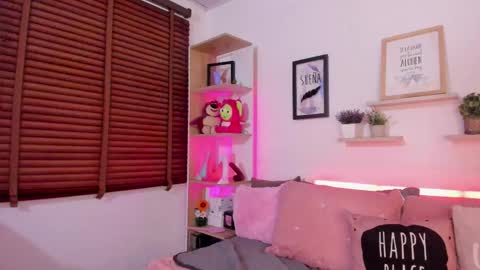 nata_villalobos online show from March 14, 3:43 am