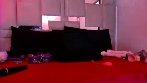 Natacha black online show from February 23, 4:17 am