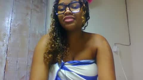 natachazz online show from March 31, 10:15 am