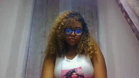 natachazz online show from March 25, 1:51 pm