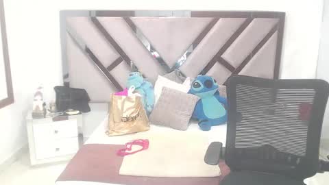 natalia5560 online show from March 12, 9:03 pm