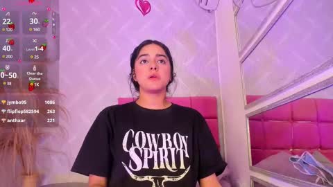 Naty  online show from March 10, 7:07 pm