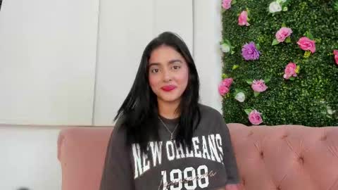 Naty  online show from September 24, 1:40 pm