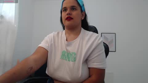 Nathalia online show from September 19, 6:44 pm