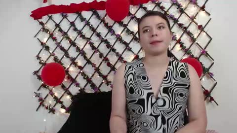 Natalia Walker online show from March 4, 6:05 pm