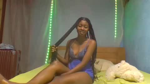 natalie19240216 online show from December 13, 11:23 am