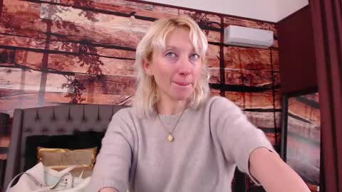 Natalie online show from February 21, 7:22 am