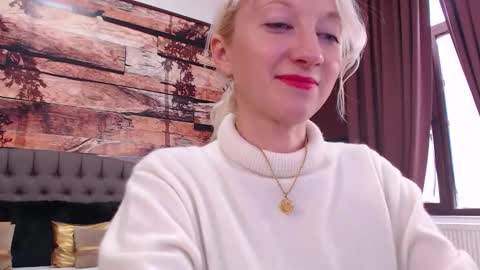 Natalie online show from November 6, 12:30 pm