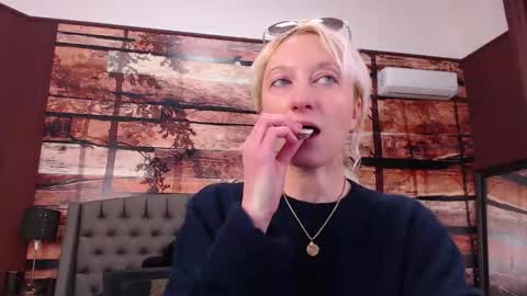 Natalie online show from January 18, 12:03 pm