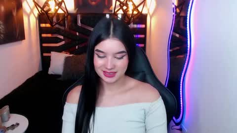 natalie  online show from April 15, 8:09 pm