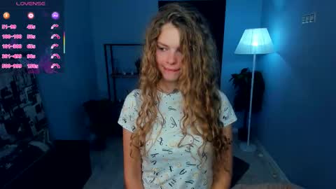 Natalie online show from September 16, 5:43 am