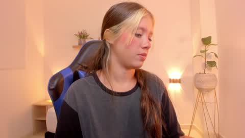 Nataly online show from May 24, 2:19 am