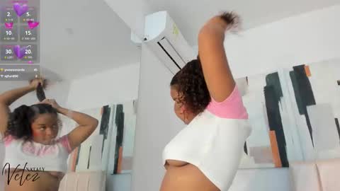 Naty online show from October 15, 7:37 pm