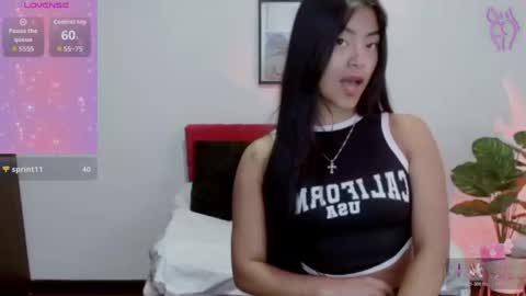 Nataly Escobar online show from November 6, 1:58 pm