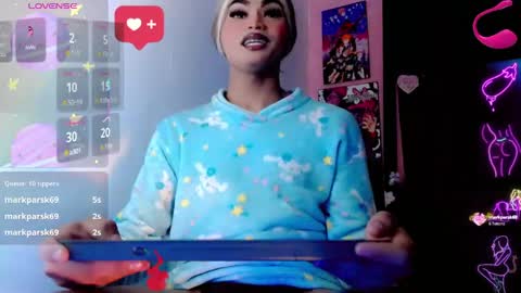 natasha_clifford online show from April 20, 7:50 pm