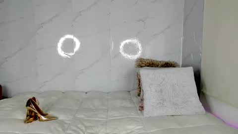 Nathalia    online show from September 11, 3:52 am