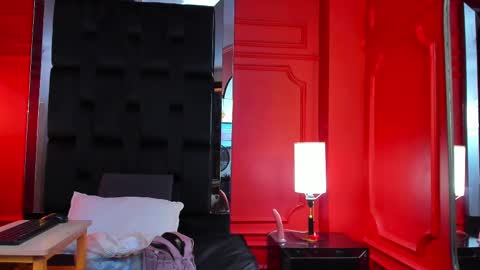 nathalie rossel online show from March 2, 1:04 am